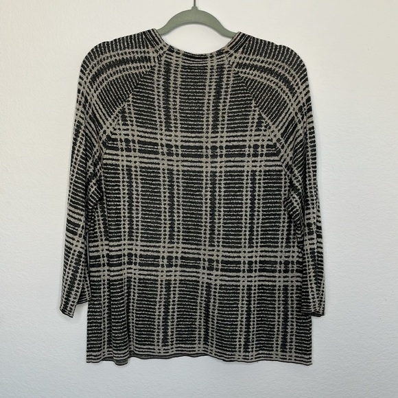 Eileen Fisher Blouse Merino wool blend size Medium Women's clothing - Picture 3 of 6